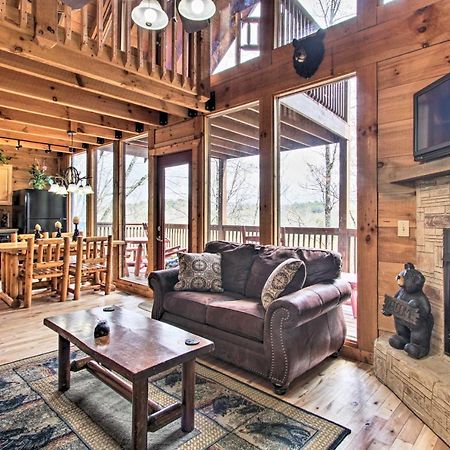 Sevierville Sanctuary Hot Tub, Pool Table And Deck! ภายนอก รูปภาพ