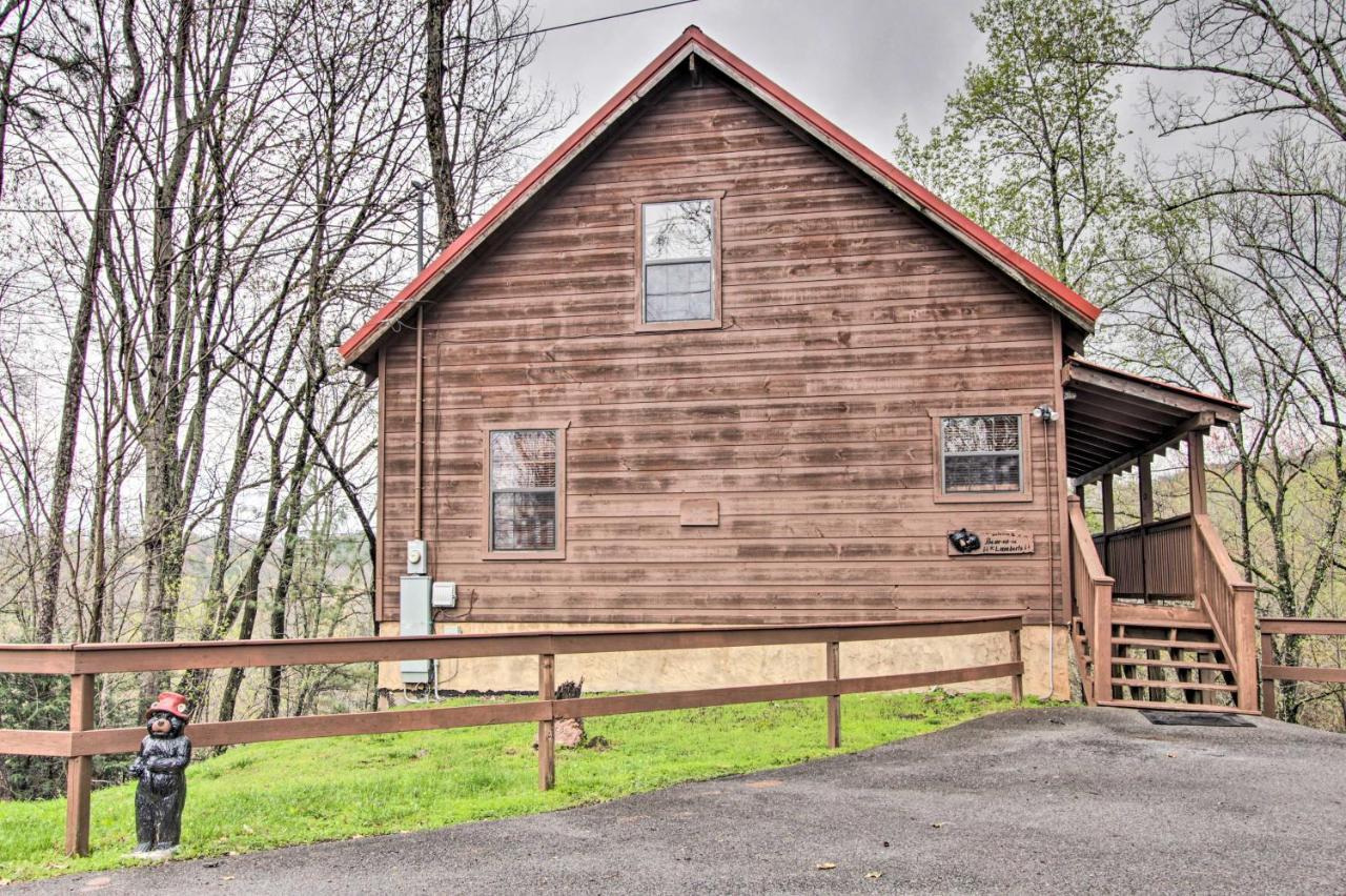 Sevierville Sanctuary Hot Tub, Pool Table And Deck! ภายนอก รูปภาพ